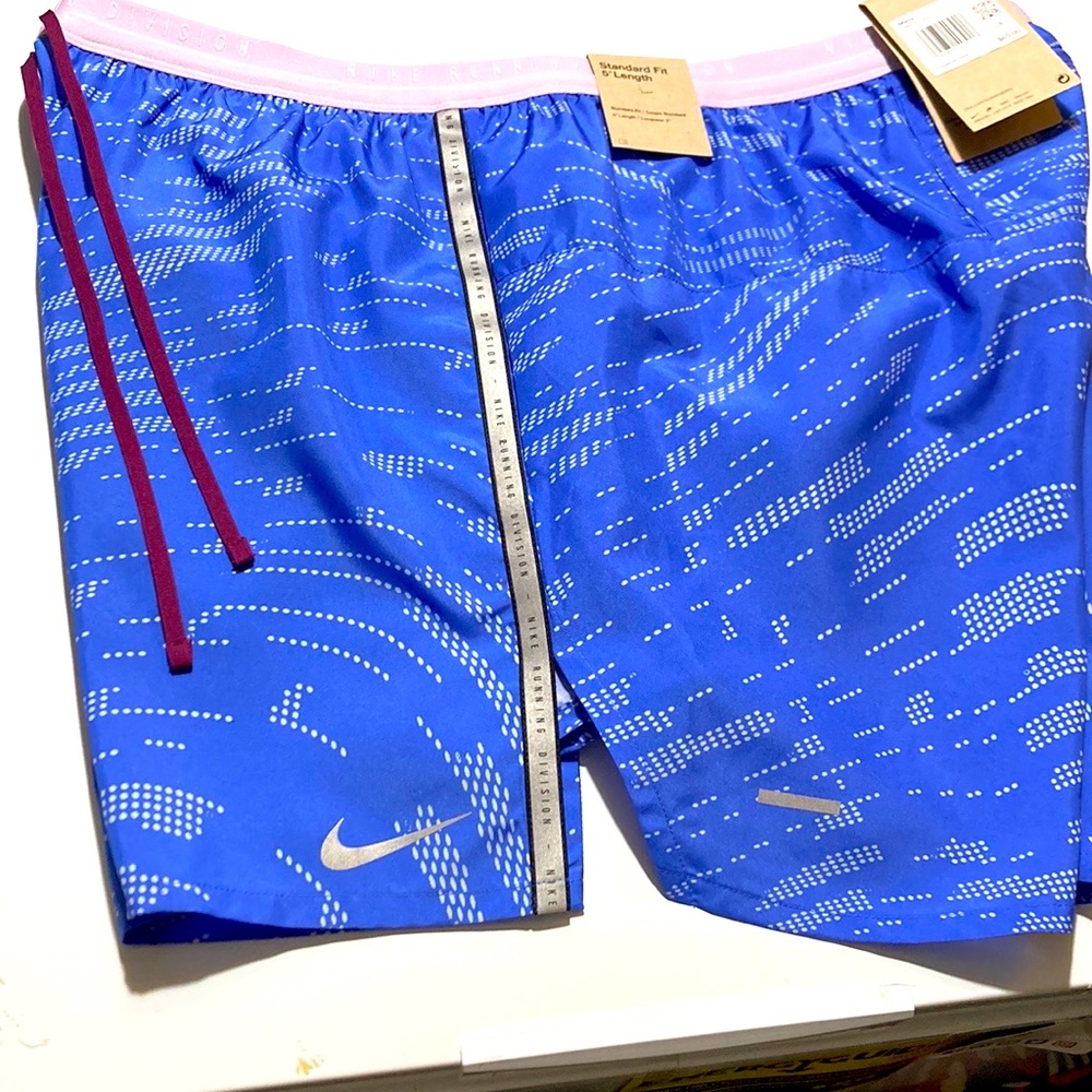 Nike running division shorts 5".